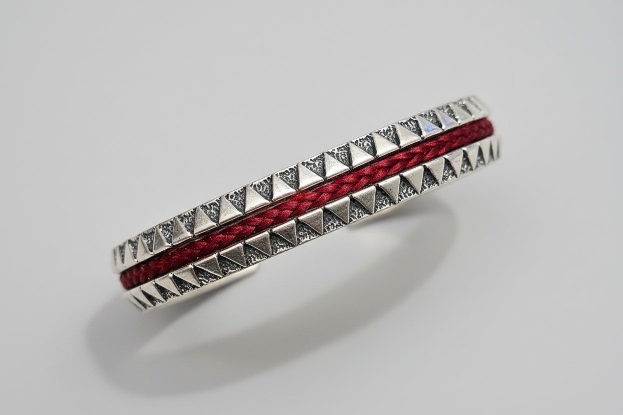 Red Road tipi Bracelet